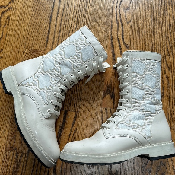Fendi Vitelli Combat Boot Cream size 37 - Picture 5 of 14